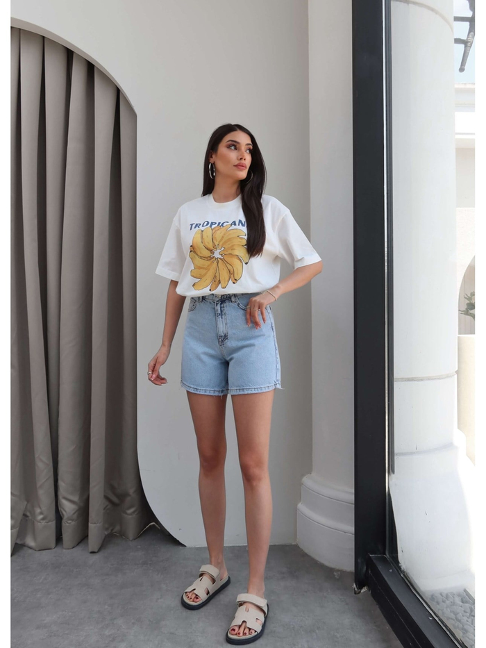 Yıkamalı Denim Şort