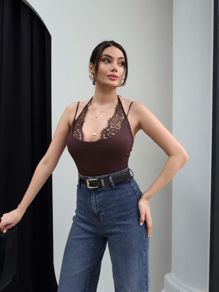 Yüksek Bel Kemerli Wide Leg Jean