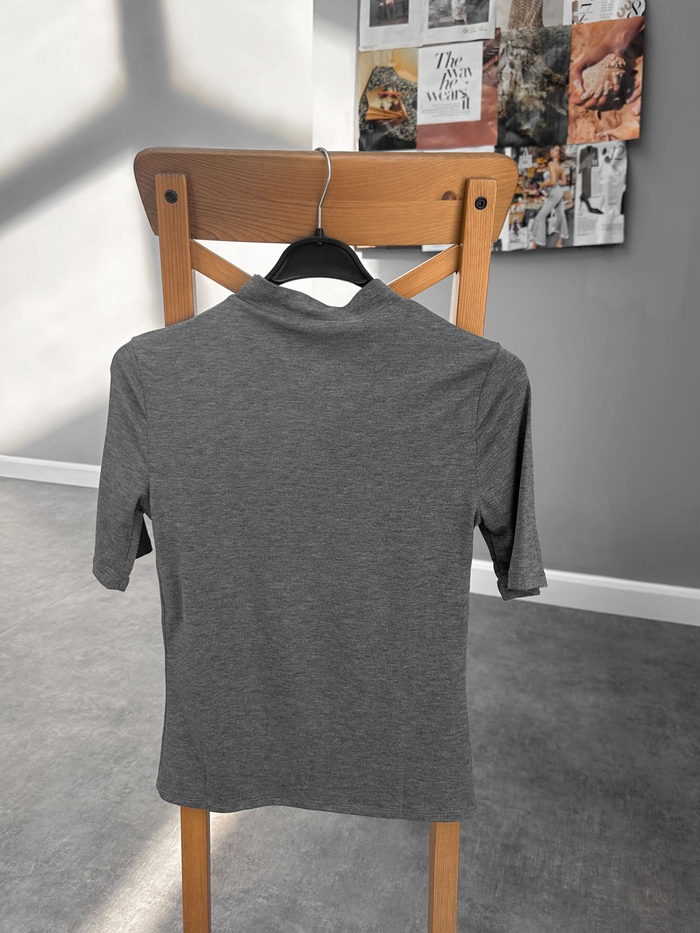 Yüksek Yakalı Basic Tshirt