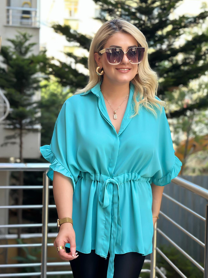 Kolları Fırfırlı Belden Büzgü Detaylı Gömlek Bluz MAVİ-23YUST000127