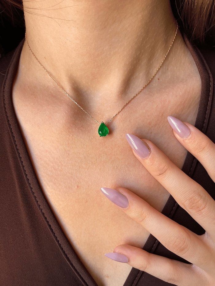 925 Ayar Gümüş Zümrüt Taş Kolye 