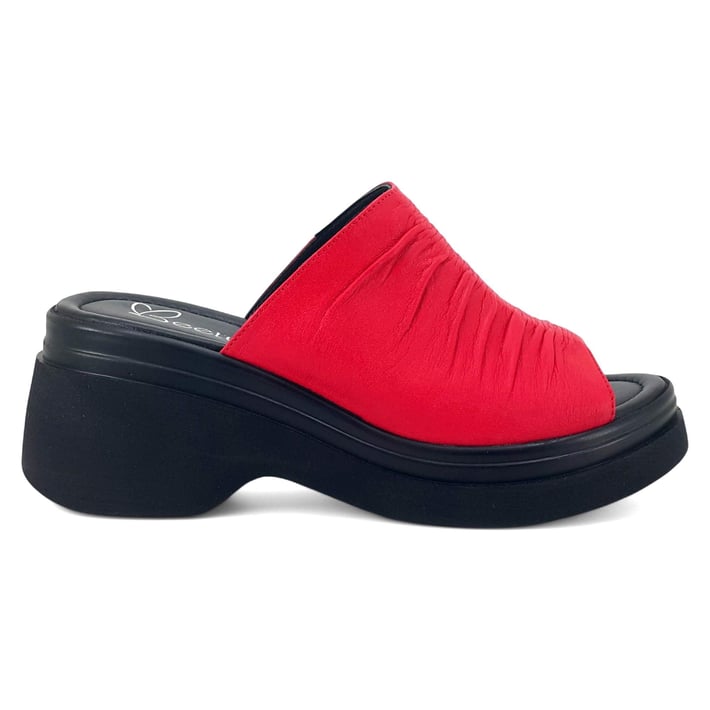 Beety 64012 25YT Kadın Günlük Terlik Kırmızı nehironline