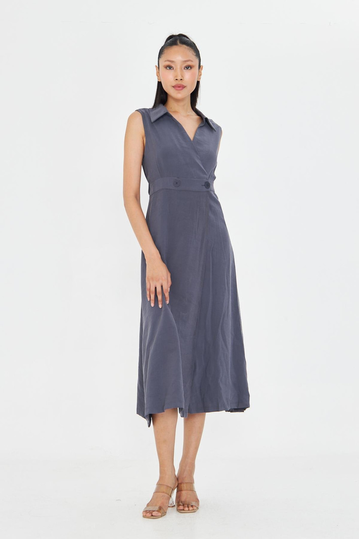 Çift Düğmeli Sıfır Kol Elbise