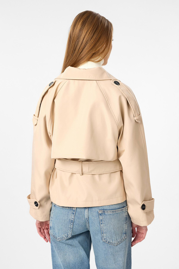 Geniş Yakalı Kısa Trençkot