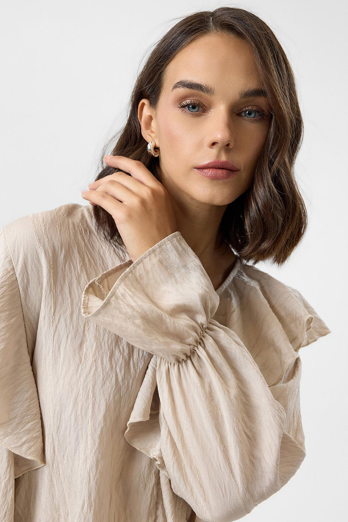 Volanlı Çizgili Bluz