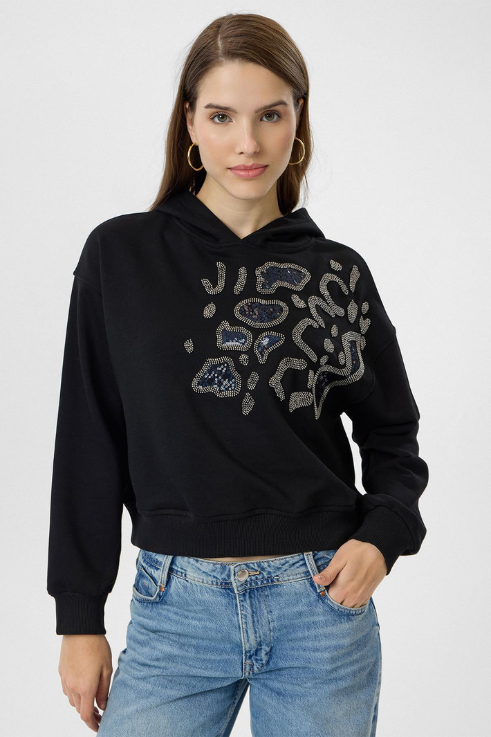 Kapüşonlu Boncuk Nakışlı Crop Sweatshirt