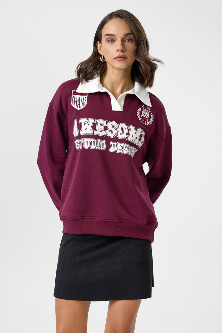 Awesome Yazılı Yakalı Sweatshirt