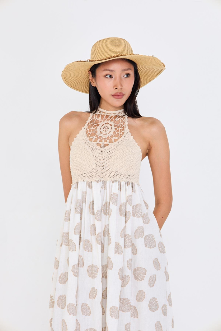 Püsküllü Hasır Şapka