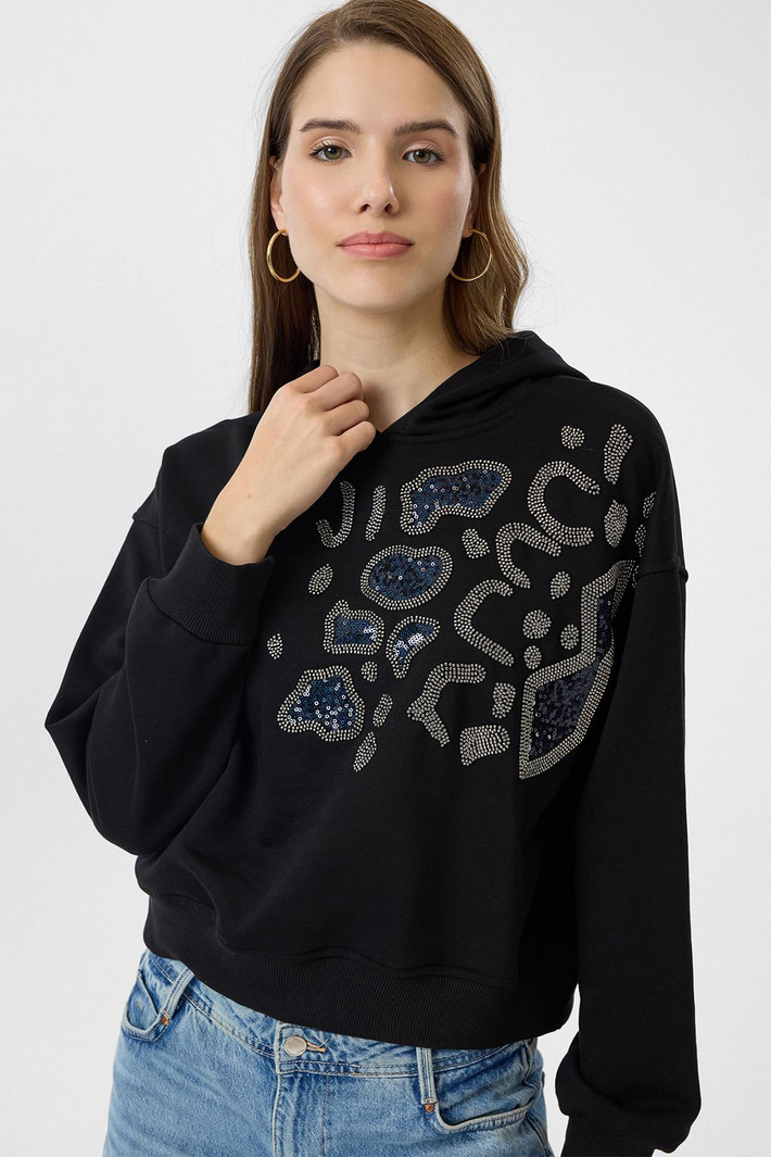Kapüşonlu Boncuk Nakışlı Crop Sweatshirt