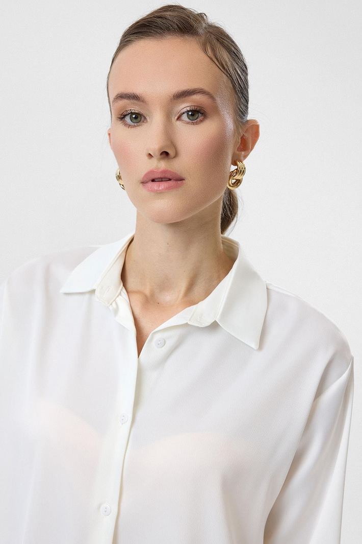 Klasik Saten Gömlek