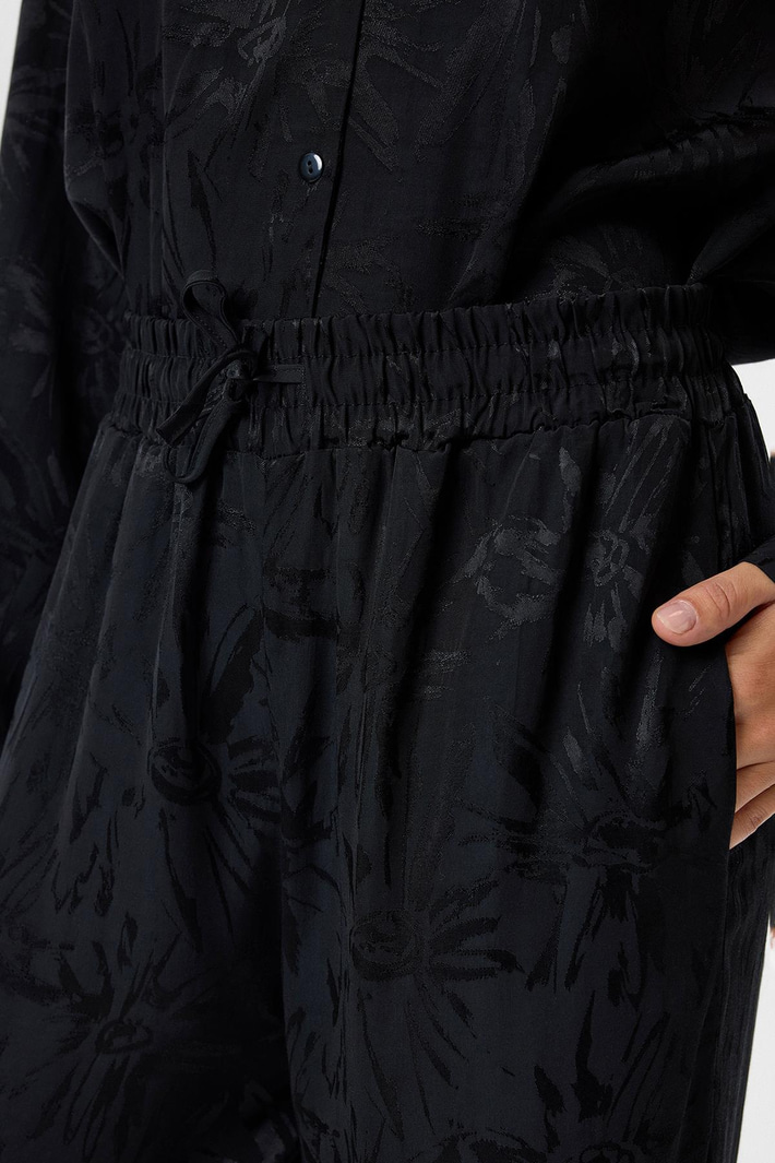 Desenli Saten Pantolon