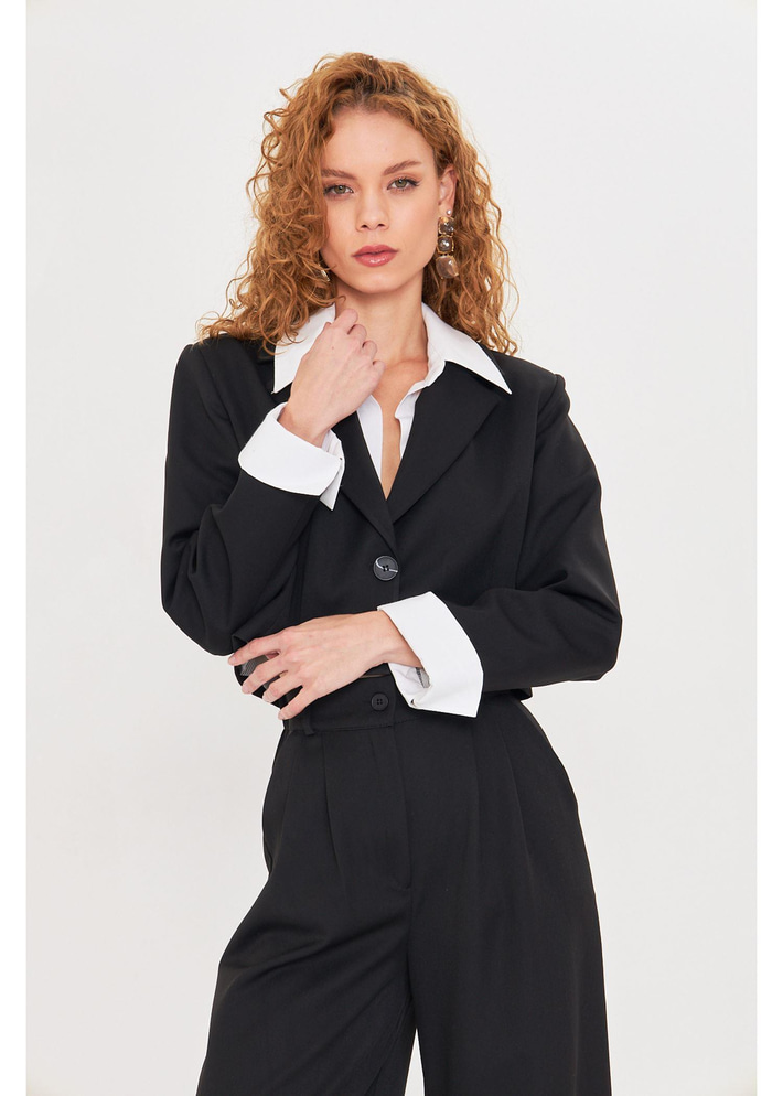 Gömlek Detaylı Garnili Kısa Ceket 