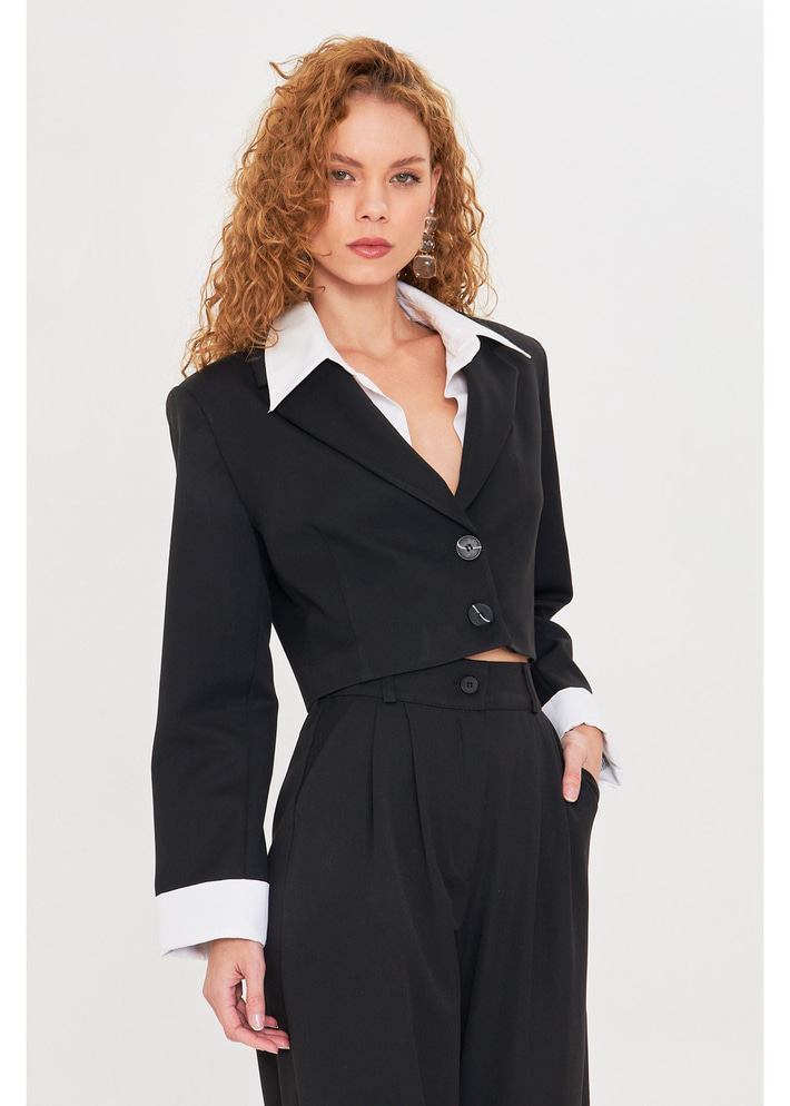 Gömlek Detaylı Garnili Kısa Ceket 