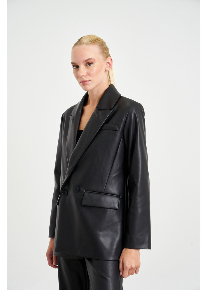 Kruvaze Yaka Deri Ceket