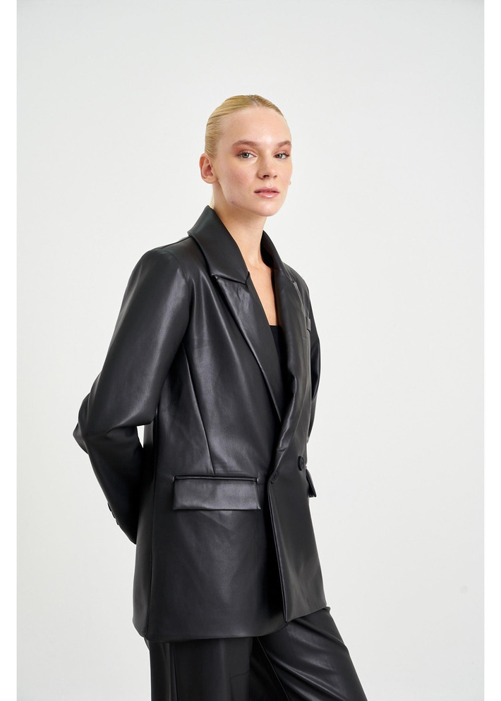 Kruvaze Yaka Deri Ceket