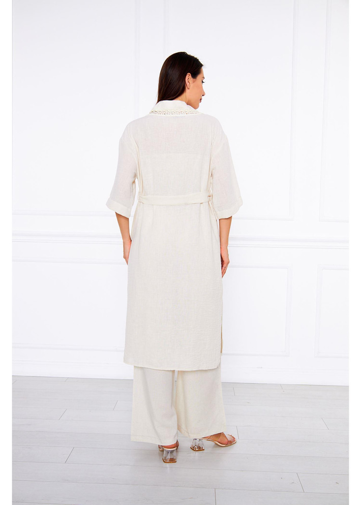 Yakası Dantelli Nakışlı Kimono