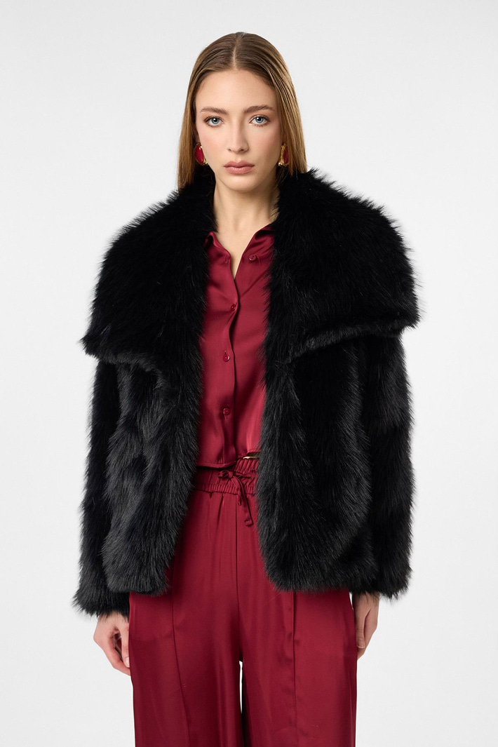 Kare Yaka Deri Kemerli Kürk Kaban