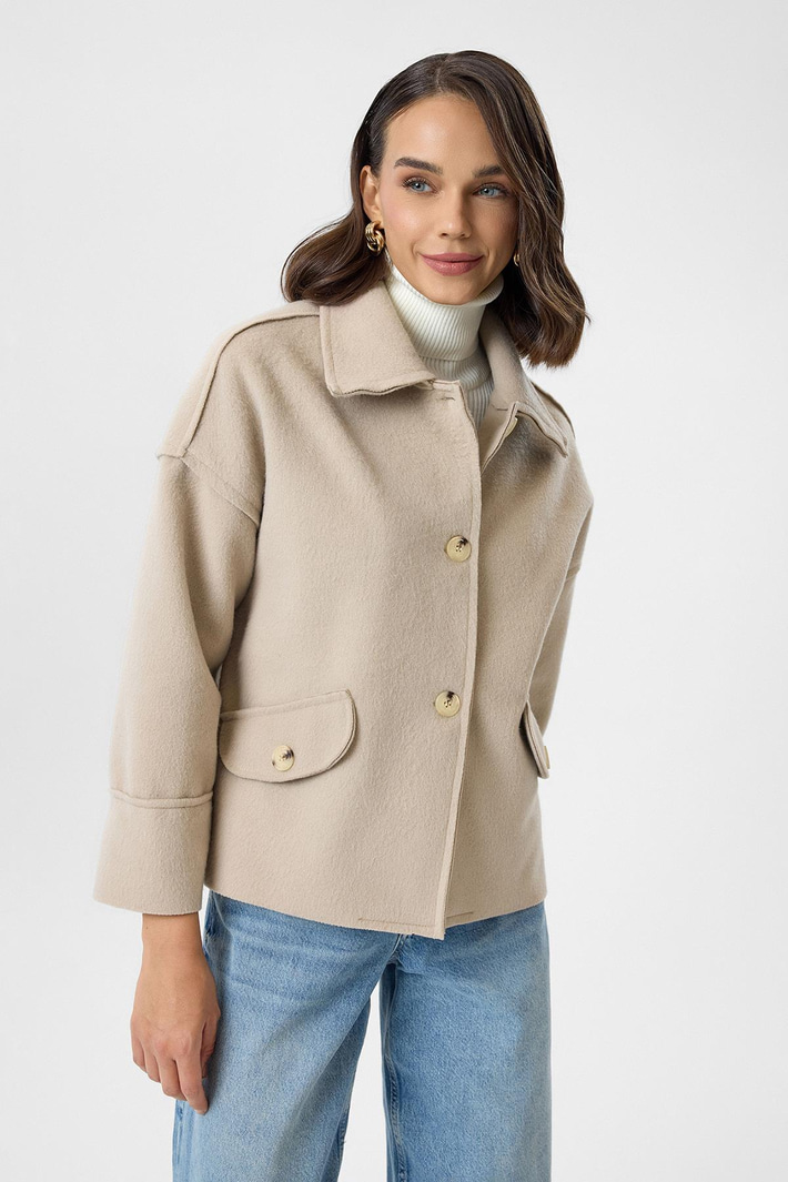 Cep Kapaklı Düğmeli Kaşe Kısa Kaban