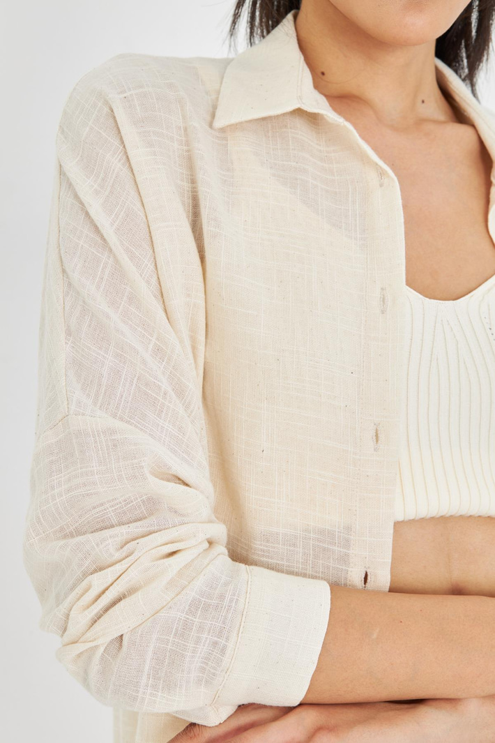 Düşük Omuz Keten Görünümlü Gömlek