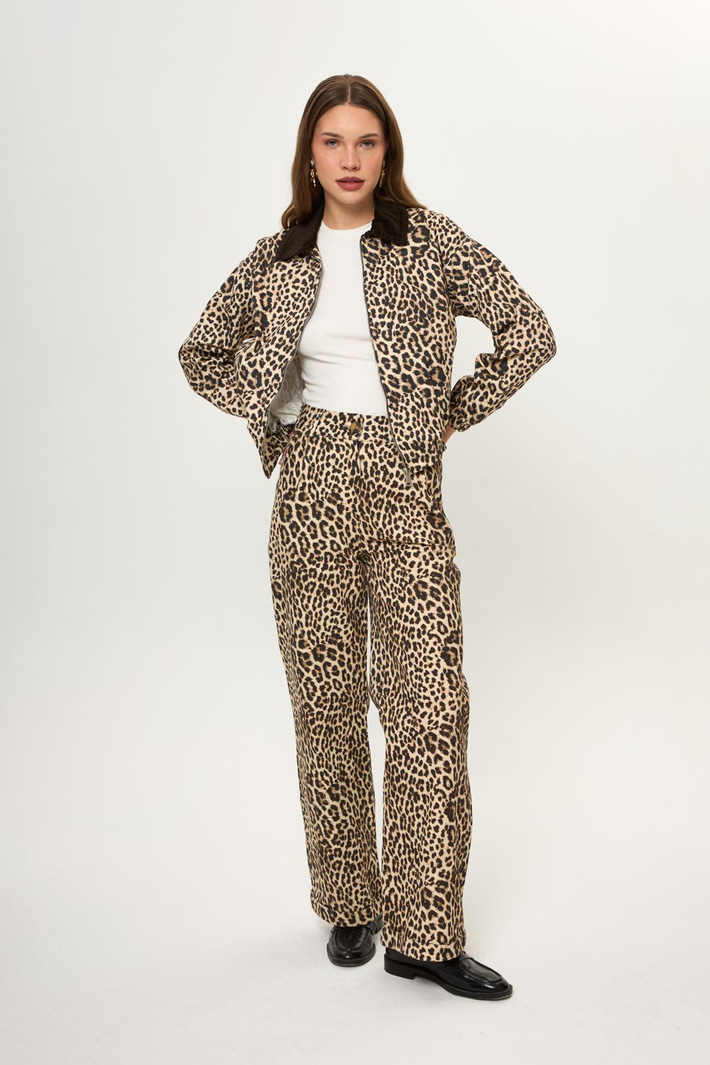 Leopar Desenli Yıkamalı Pantolon