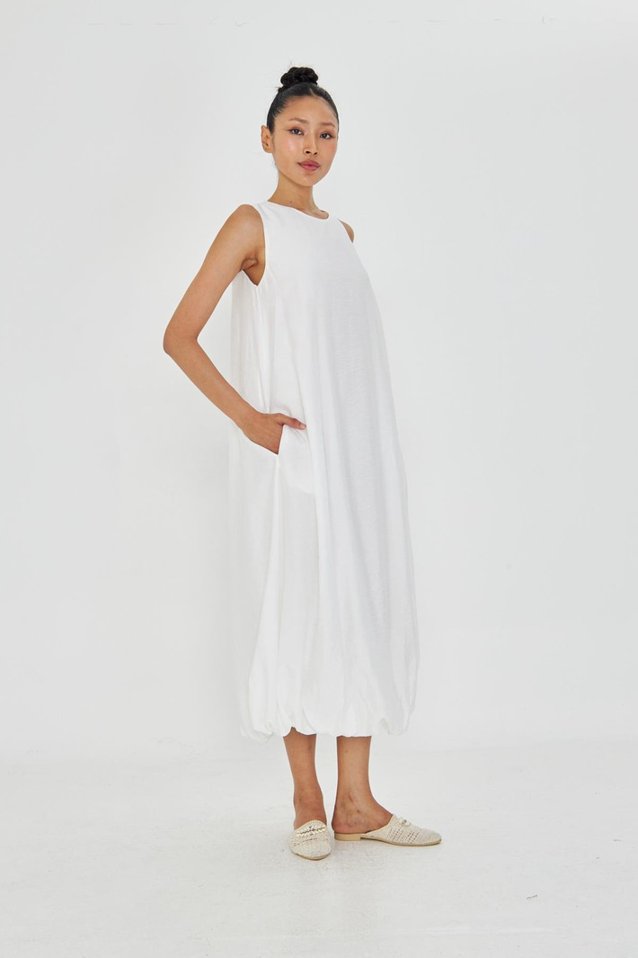 Sıfır Kol Balon Etekli Elbise