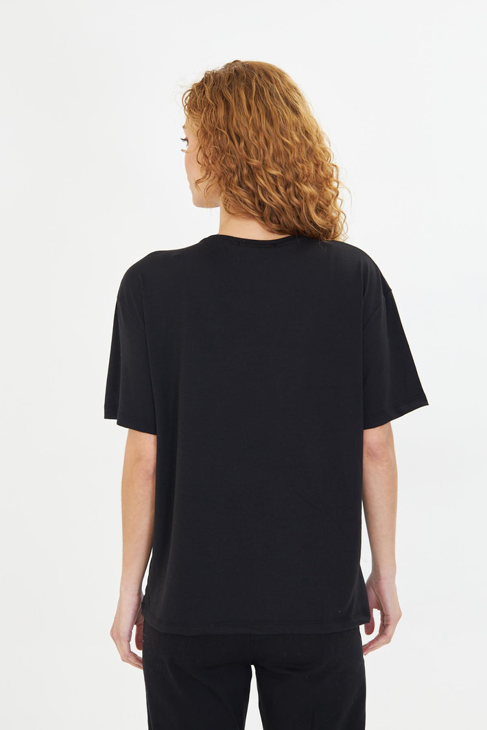 Kalp Baskılı T-Shirt