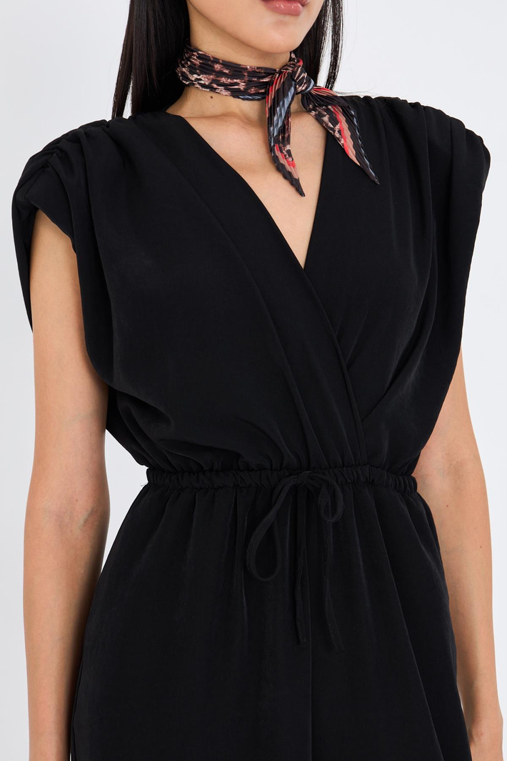 Kruvaze Yaka Sıfır Kol Tulum