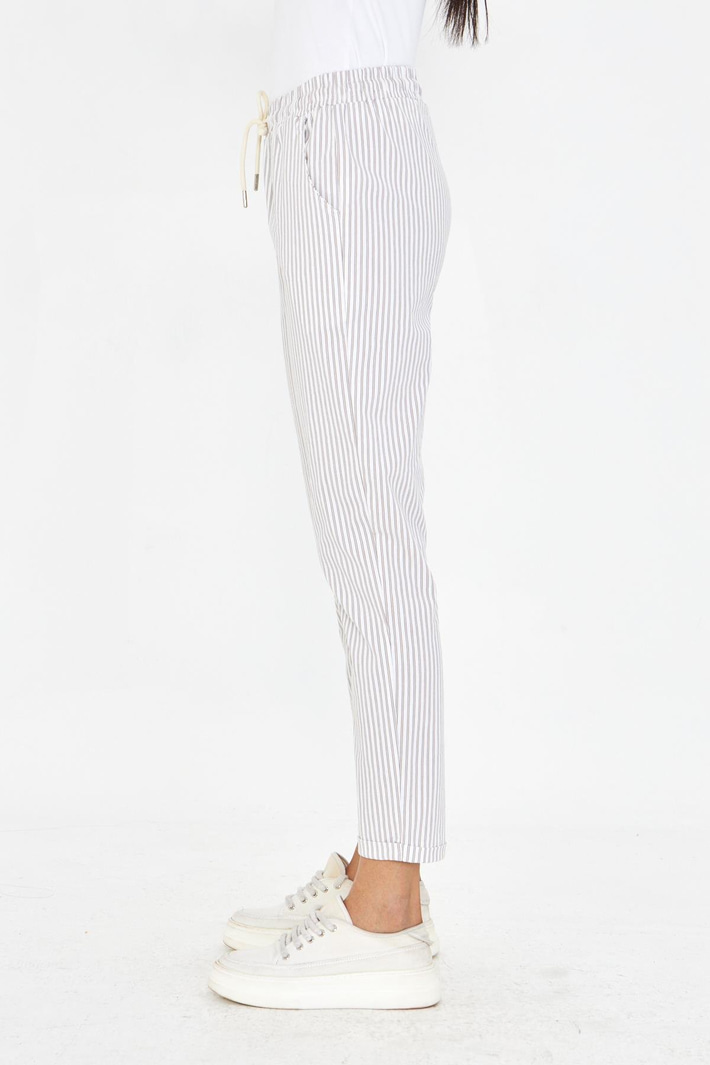 Lastikli Çizgili Chino Pantolon