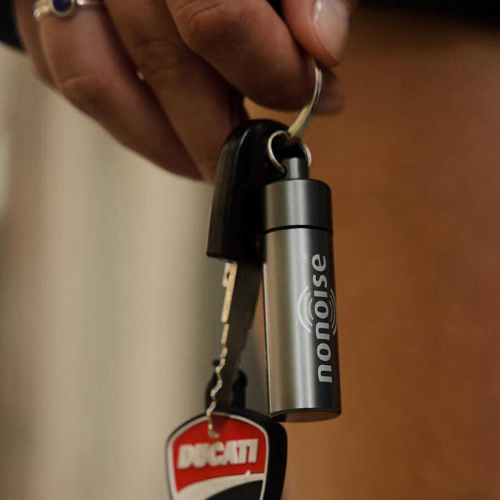 NONOISE MOTO KULAK TIKACI KIRMIZI