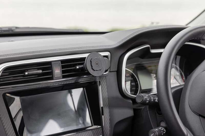 QUADLOCK OTOMOBIL KLİMA MENFEZİ BAĞLANTISI