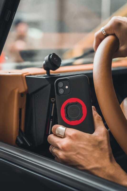 QUADLOCK OTOMOBIL ÖN KONSOL BAĞLANTISI