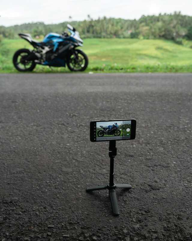 QUADLOCK TRIPOD SELFIE CUBUGU