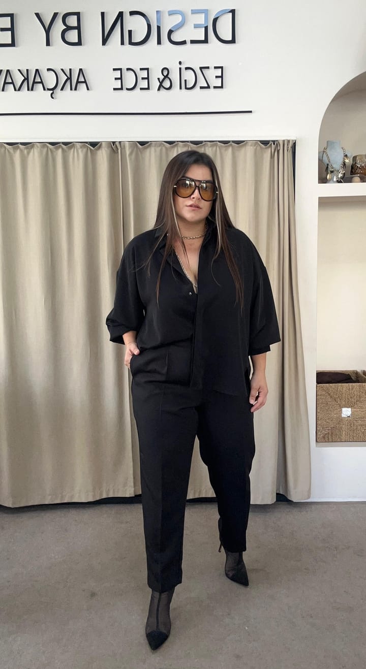 LF01- Tencel Dokulu Siyah Gömlek