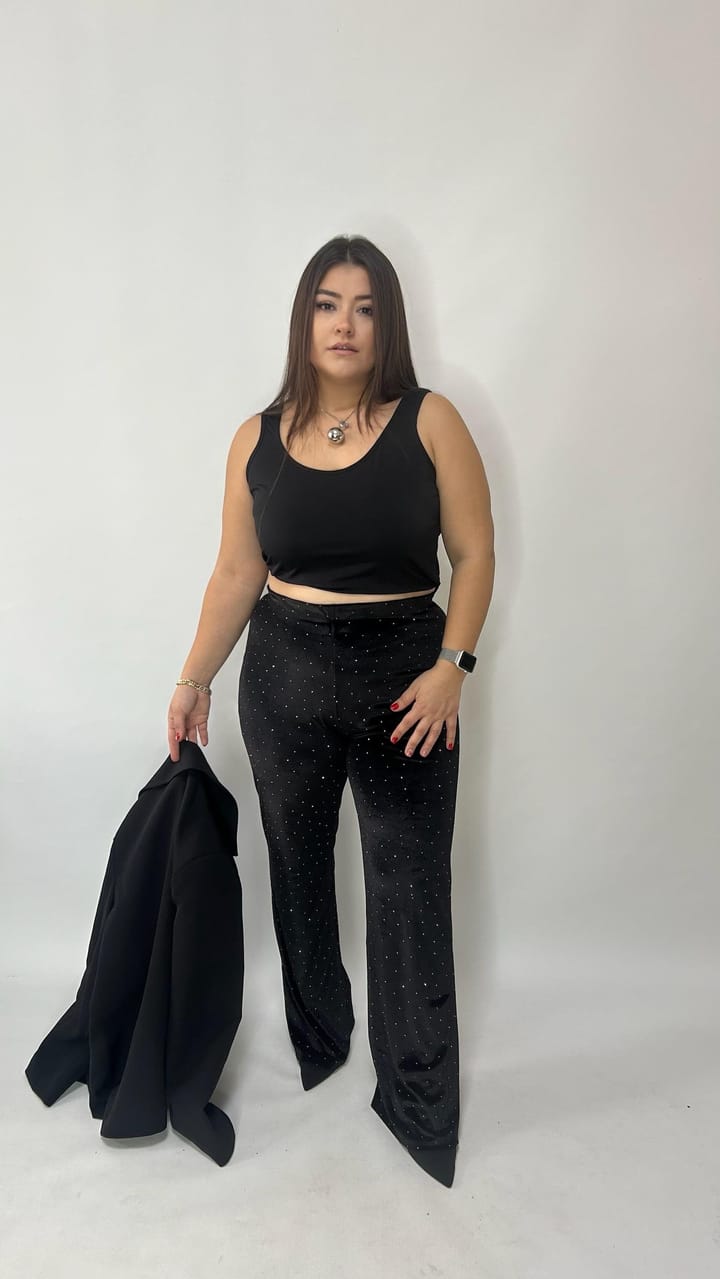 Siyah Askılı Bluz