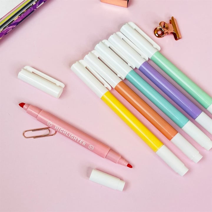 6 Pcs of Soft Colors Markers Set