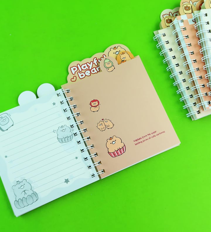 Capybara 4 Bölmeli Çizgili Defter 80 Yaprak x12