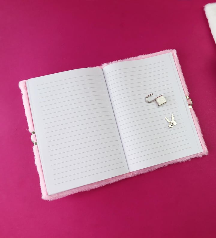 Capybara Peluş Kapaklı Defter x4