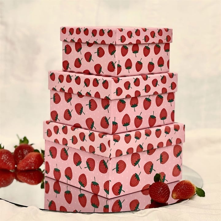 Strawberry Gift Box - 3 Pcs Set