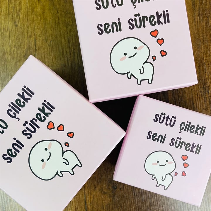 Sütü Çilekli Seni Sürekli Tasarımlı 3'lü Kutu