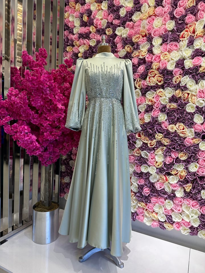 Embroidery Detailed Satin Evening Dress Mint