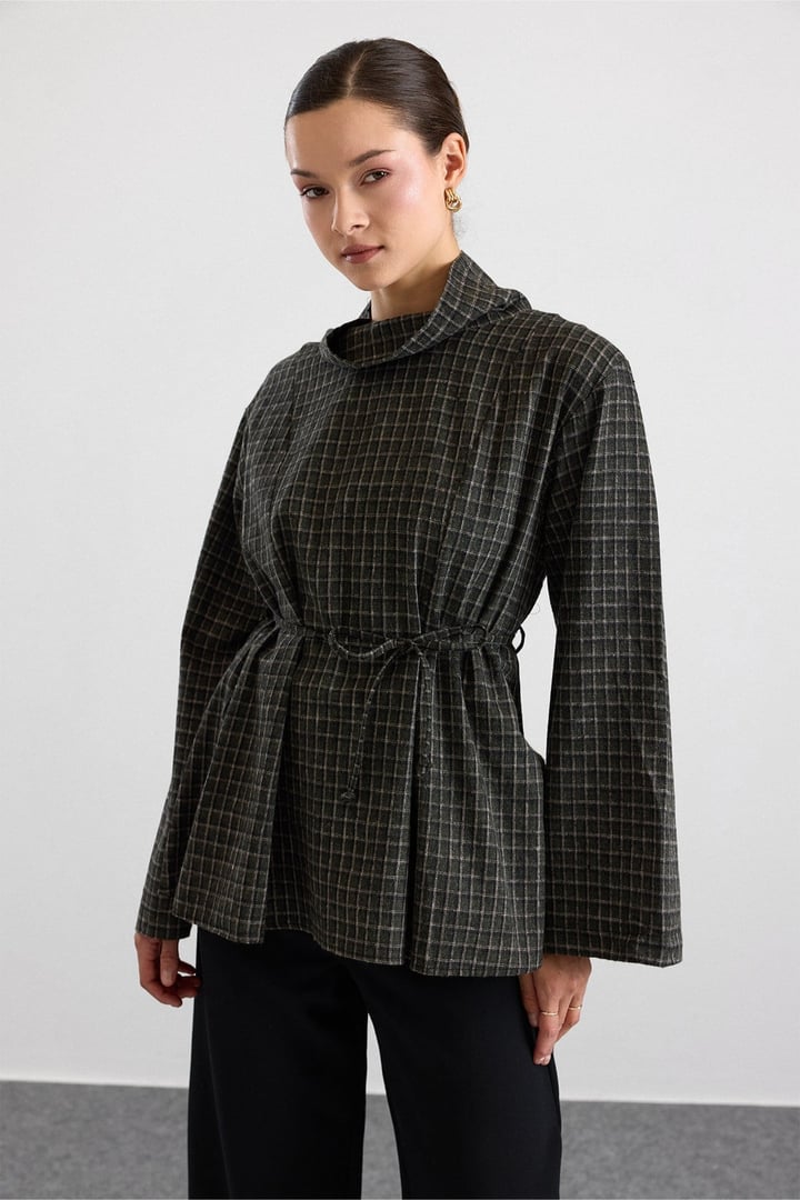 Degaje Yaka Oversize Kareli Bluz HAKİ 9839