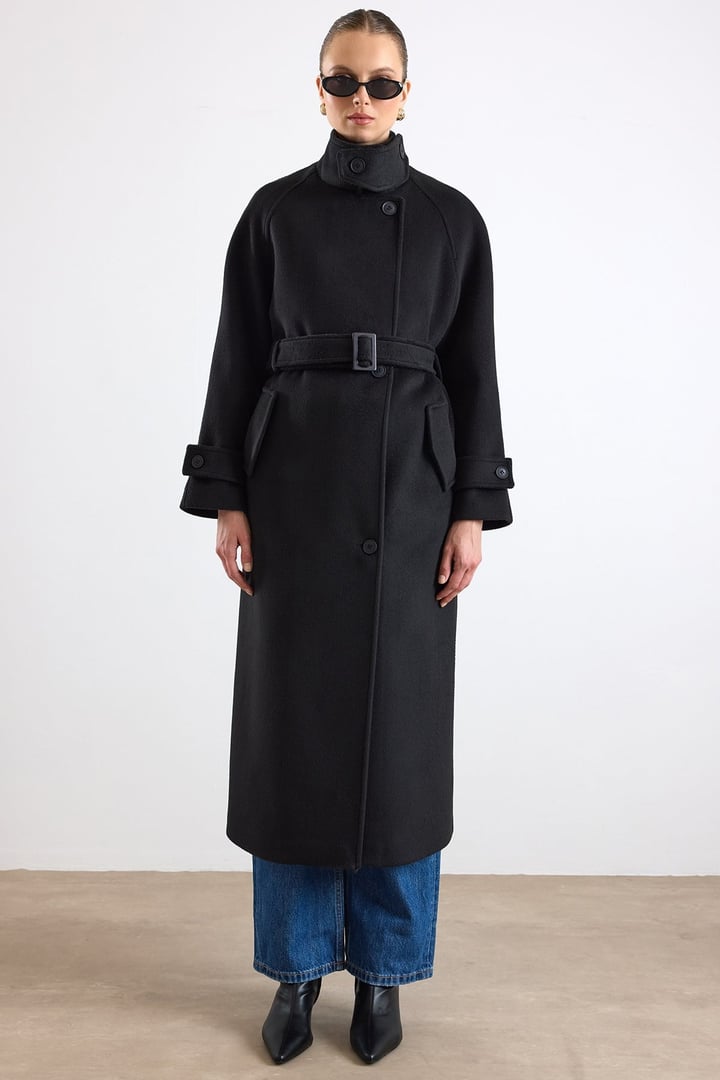 Dik Yaka Pat Detaylı Oversize Kaban SİYAH 3177