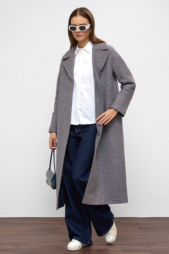 Oversize Çıt Çıt Kapamalı Balık Sırtı Desen Ara Boy Kaban İNDİGO 3035