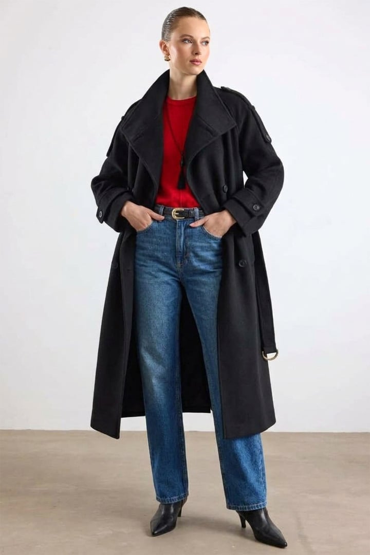 Dik Yaka Apolet ve Pelerin Detaylı Oversize Kaban SİYAH 3198