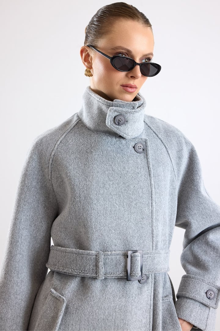 Dik Yaka Pat Detaylı Oversize Kaban AÇIK GRİ 3177