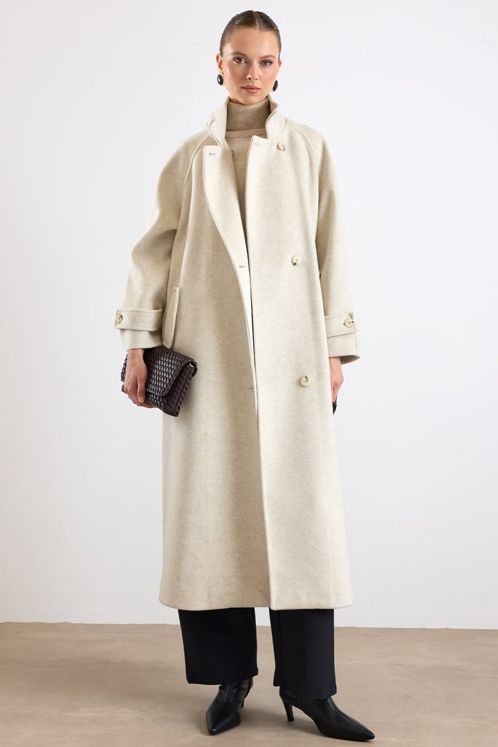 Dik Yaka Pat Detaylı Oversize Kaban BEJ MELANJ 3177