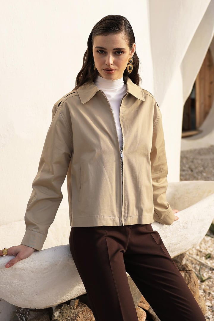 Fermuarlı Kısa Gabardin Ceket BEJ 8260