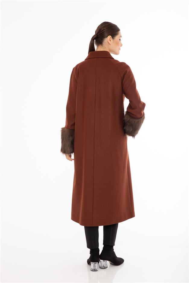 KOLU KÜRKLÜ REGLAN  KEÇE KAP TARÇIN 5985