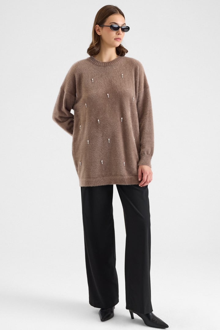 Taş Detaylı Soft Kumaş Oversize Triko Kazak VİZON 8290