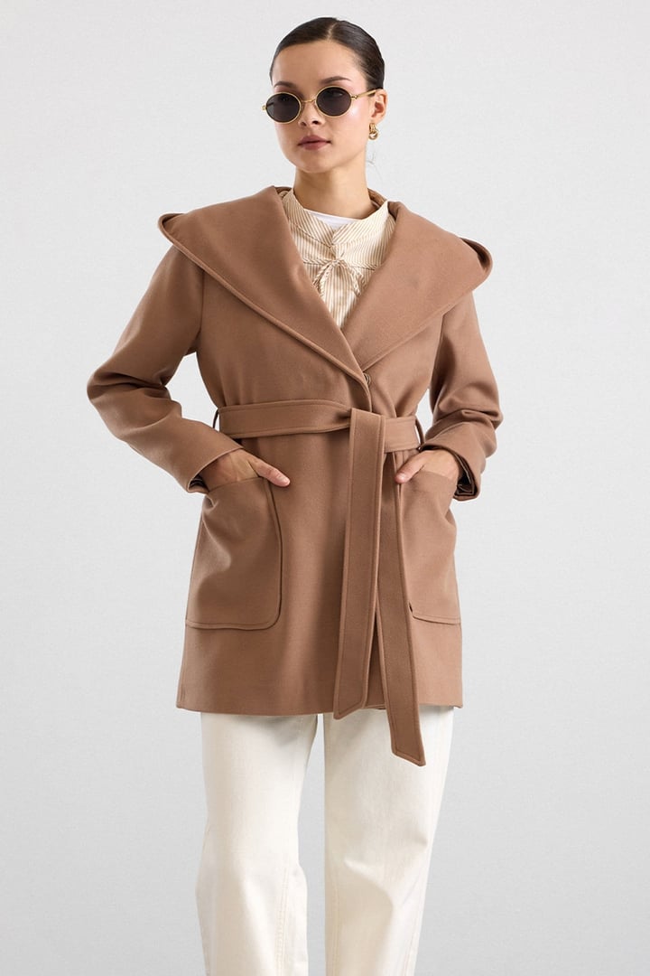 Torba Cepli Kapüşonlu Kısa Kaban KAMEL 3185